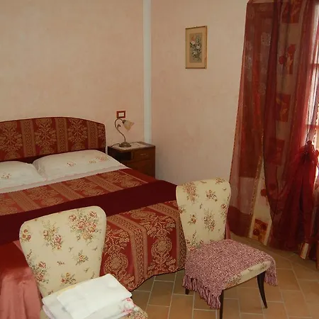 Alloggio per agriturismo Le Rondinelle *