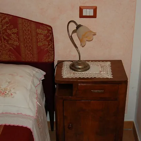Le Rondinelle Alloggio per agriturismo Valiano