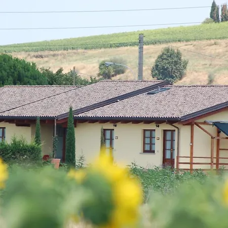 Alloggio per agriturismo Le Rondinelle *